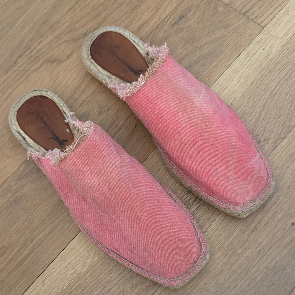 Free People Women’s Pink Espadrille Mules